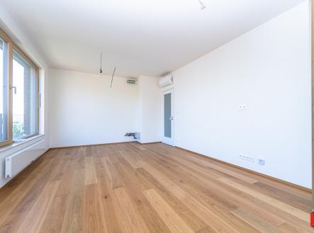 mh7-3742.jpg | Pronájem bytu, 2+kk, 56 m²