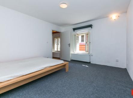 Pronájem bytu, 1+kk, 30 m² obrázek