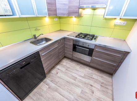 mh7-8761.jpg | Pronájem bytu, 3+kk, 69 m²