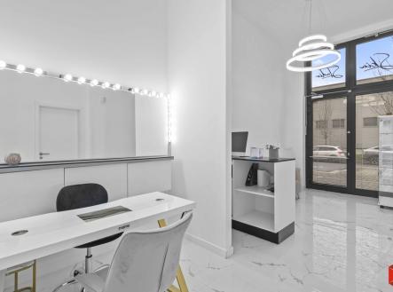 dsc09684.jpg | Prodej - obchodní prostor, 37 m²