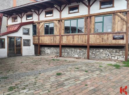 1778103658229.jpg | Pronájem - obchodní prostor, 263 m²