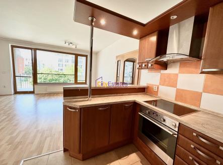 Pronájem bytu, 3+kk, 82 m²