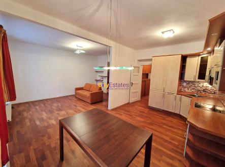 Pronájem bytu, 2+1, 67 m² obrázek