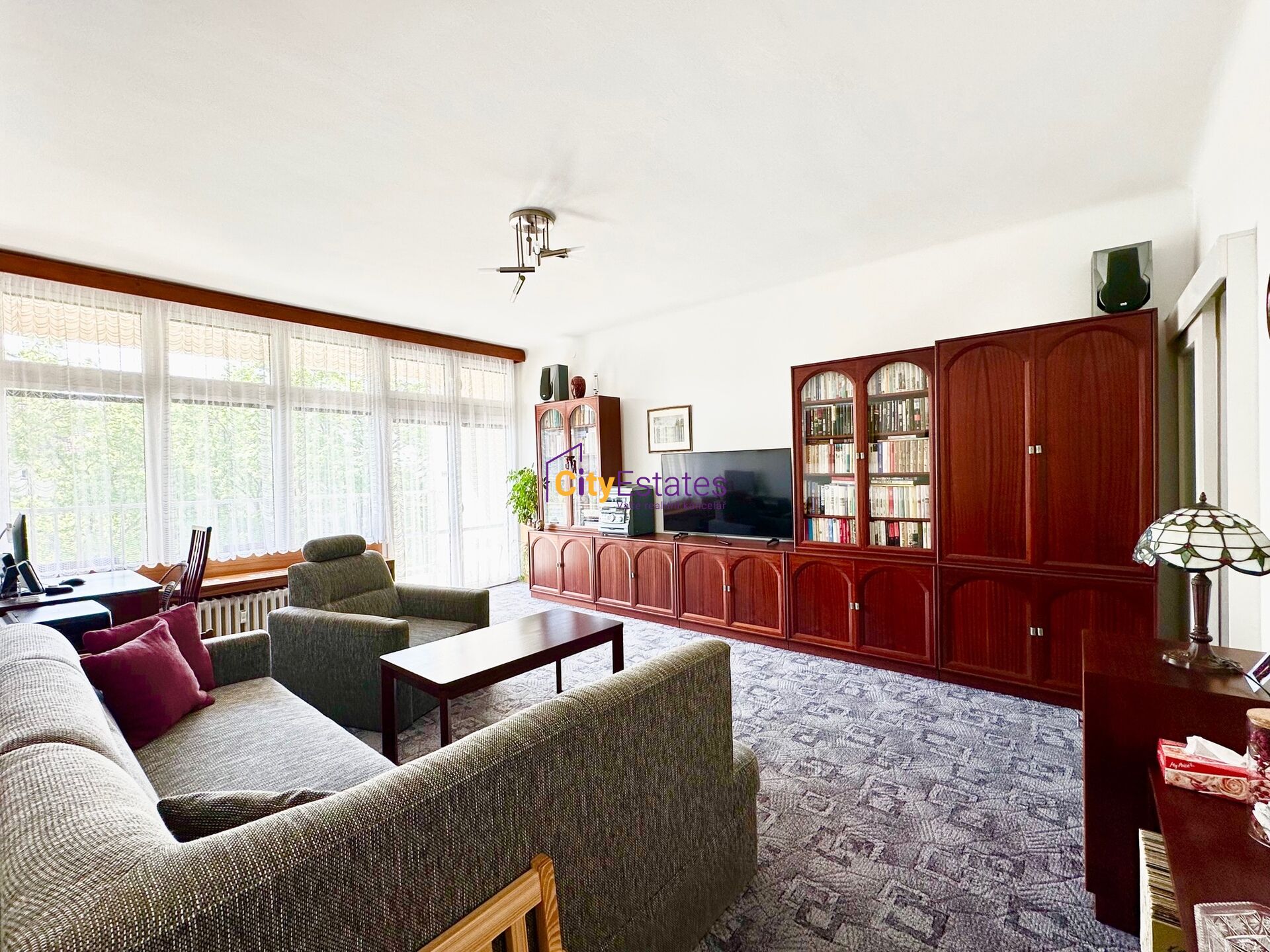 112 m2 velký byt 4+1, dvě lodžie, v ulici Dětská blízko metra Strašnická