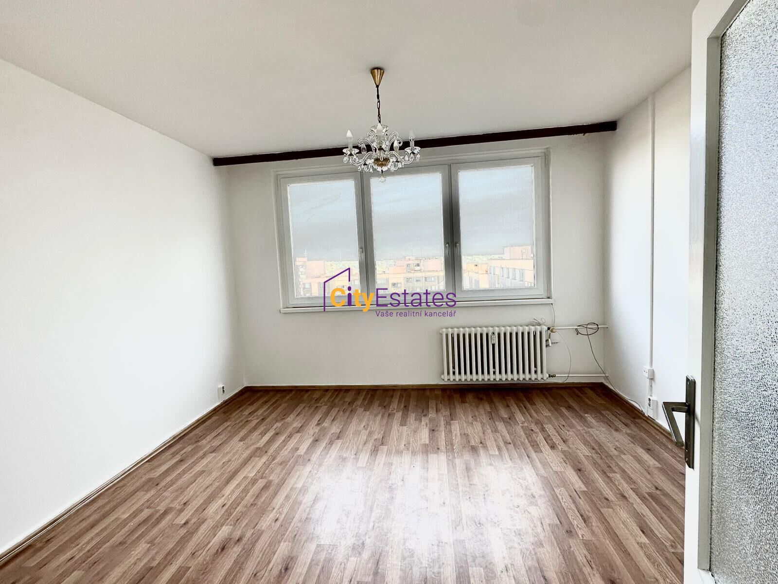 Prostorný byt 3+1 s lodžií a hezkým výhledem, 67 m2, Barrandov