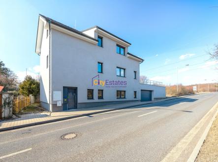 Prodej - dům/vila, 325 m²