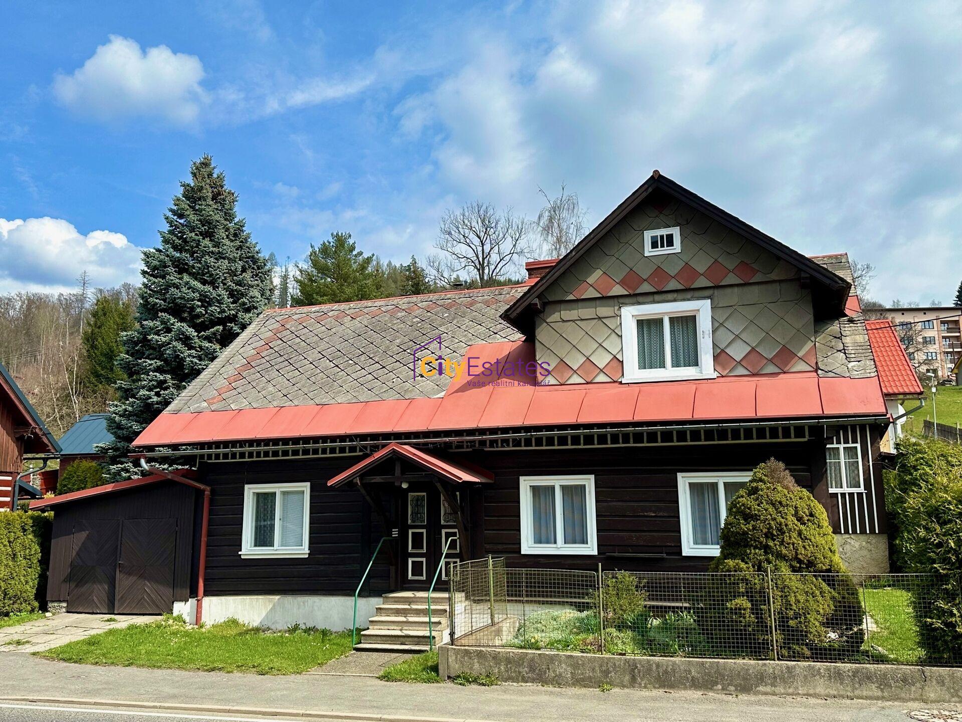 Chalupa s historií nedaleko Rokytnice, Krkonoše