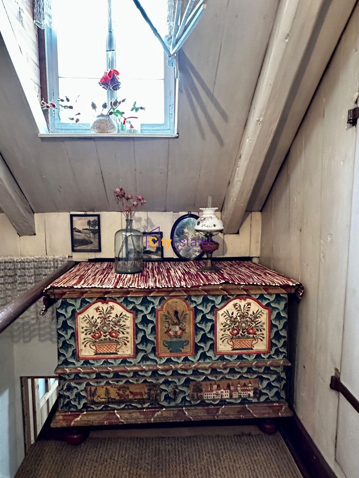 Chalupa s historií nedaleko Rokytnice, Krkonoše