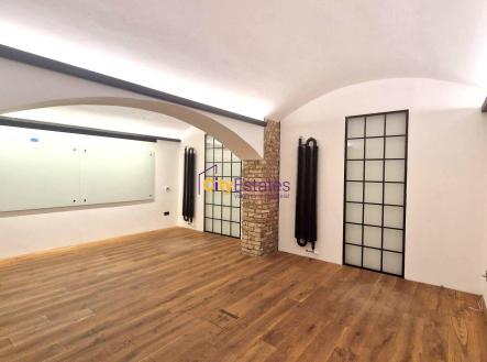 Prodej - kanceláře, 85 m²