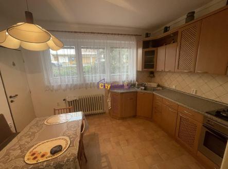 Pronájem bytu, 3+1, 109 m²