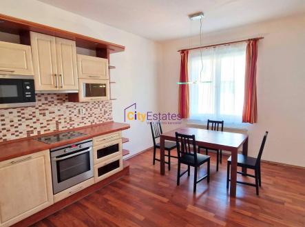 Prodej bytu, 2+1, 66 m²