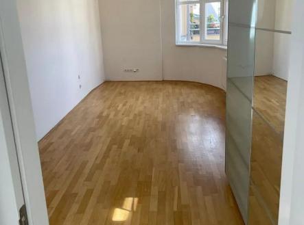 503829979_1451791985991960_1161931266919279554_n.jpg | Prodej bytu, 2+kk, 72 m²