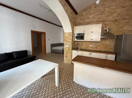 OPWP0Ye3wxA.jpg | Prodej bytu, 2+kk, 80 m²