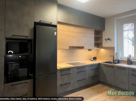 559343679_1551961925974965_741742200025561817_n (1).jpg | Pronájem - dům/vila, 230 m²