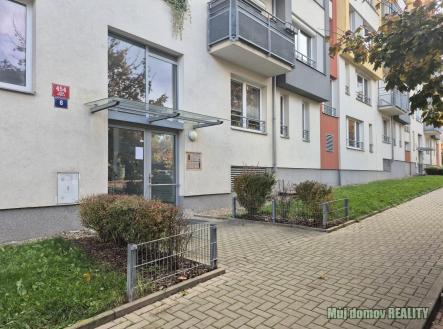 Obrázek WhatsApp, 2025-10-26 v 20.26.26_f2a294ab.jpg | Pronájem bytu, 2+kk, 50 m²