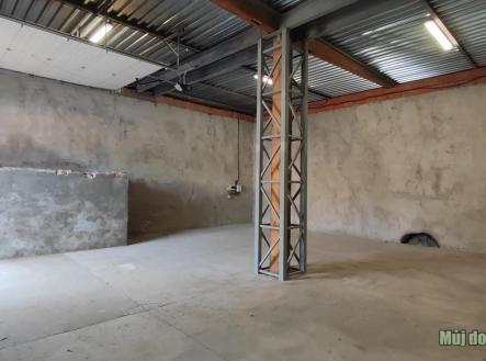 571228546_1567784721059352_7418876977586322548_n.jpg | Pronájem - skladovací prostor, 120 m²