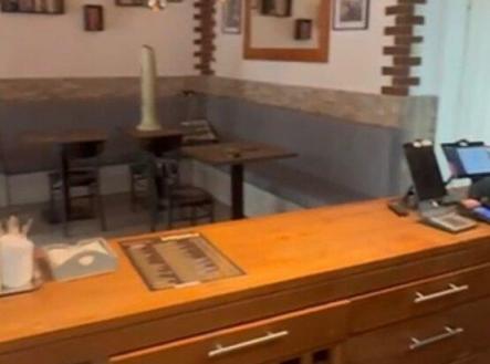 559550804_1567871527717338_8558928184850444259_n.jpg | Pronájem - restaurace, 55 m²