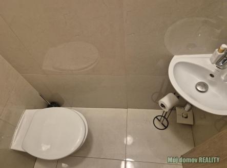 571298325_1567316591106165_4841106245431517228_n.jpg | Pronájem - obchodní prostor, 150 m²