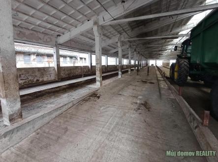 581580288_1582661702904987_3370864519614376037_n.jpg | Pronájem - zemědělský objekt, 3 000 m²