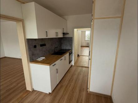 WhatsApp Image 2025-12-01 at 10.23.07 (4).jpeg | Pronájem bytu, 4+1, 81 m²