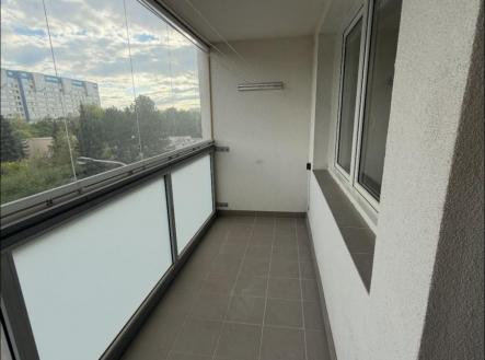 WhatsApp Image 2025-12-01 at 10.23.07 (5).jpeg | Pronájem bytu, 4+1, 81 m²