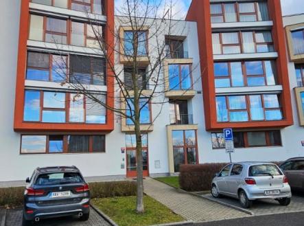 Obrázek WhatsApp, 2025-12-01 v 19.43.39_2b86132a.jpg | Pronájem - malý objekt/garáž