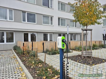 nab_476606935.jpg | Pronájem - malý objekt/garáž