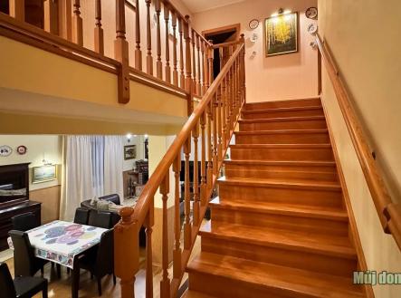 626591969_1646205049883985_2599390356641745645_n.jpg | Pronájem - dům/vila, 280 m²