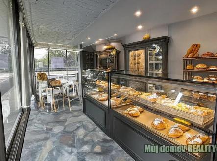 641445226_1662380911599732_1531147434164808325_n.jpg | Pronájem - obchodní prostor, 115 m²