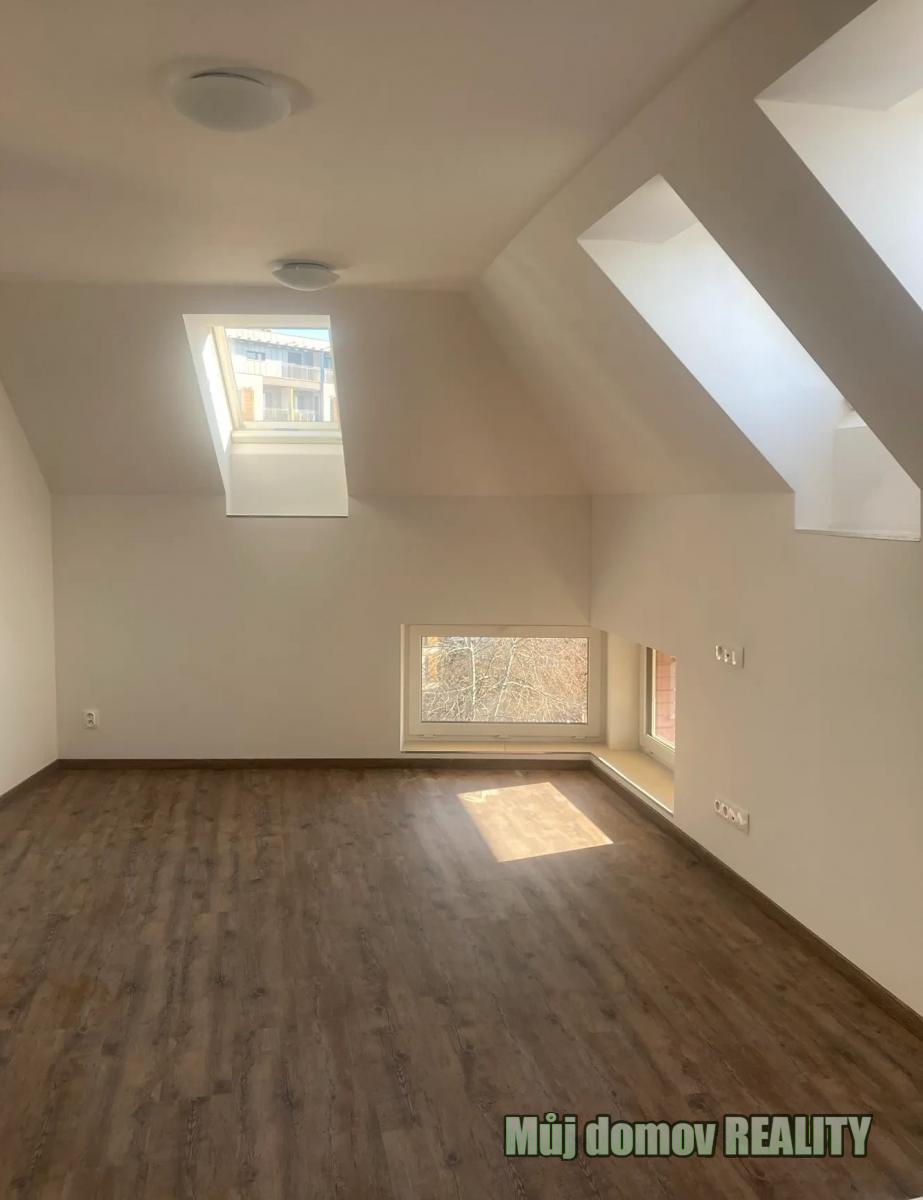 648435049_1673191400518683_5054839272438641661_n (1).jpg