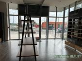 Pronájem - obchodní prostor, 79 m²
