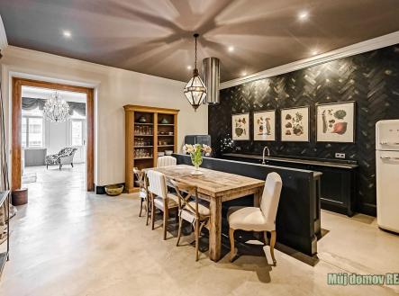 Pronájem bytu, 2+1, 121 m²