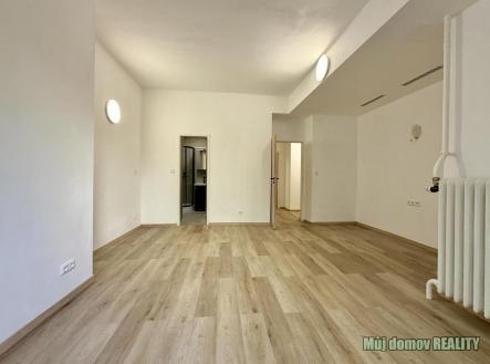 1776447296_N3wR6VovJ5.jpg | Prodej bytu, 1+1, 40 m²