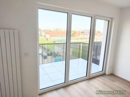 1776434307-wupvuqtwls-9745.jpg | Pronájem bytu, 1+kk, 33 m²