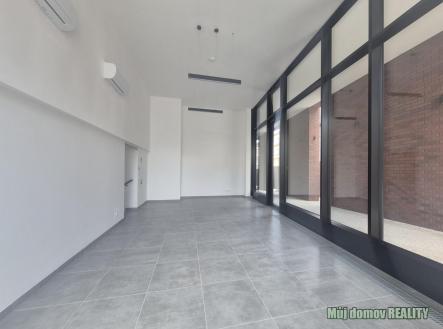 ulkzulu.jpeg | Pronájem - obchodní prostor, 88 m²