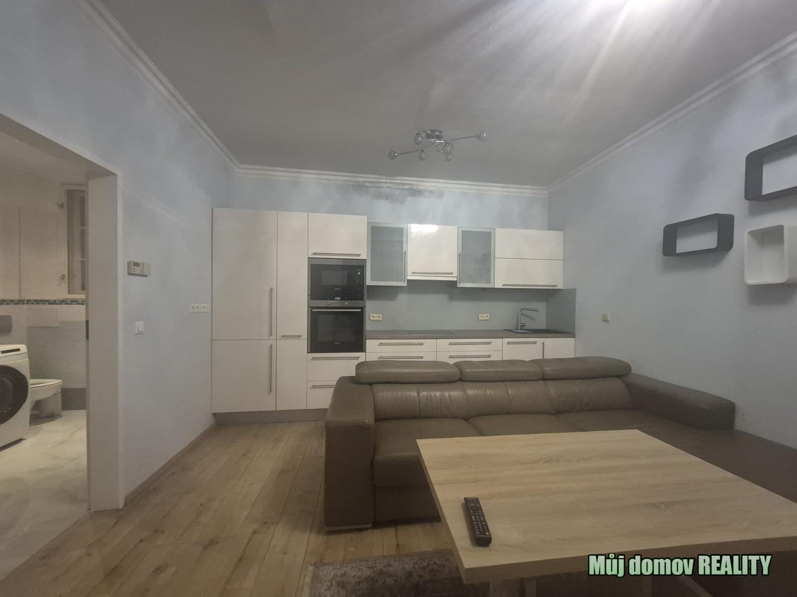 nab_489387833.jpg