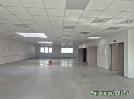 nab_485994685.jpg | Pronájem - skladovací prostor, 550 m²