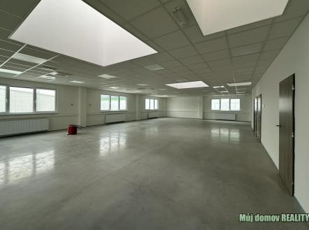 nab_485994683.jpg | Pronájem - skladovací prostor, 550 m²