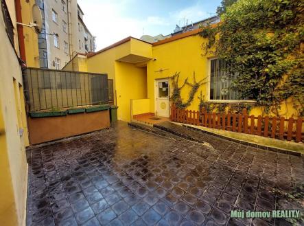 nab_485998149.jpg | Pronájem - obchodní prostor, 300 m²