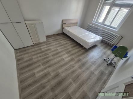ýjm.jpeg | Pronájem - restaurace, 300 m²