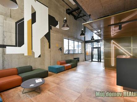 725803950_1755087612329061_2772969269207631635_n.jpg | Pronájem bytu, atypický, 61 m²