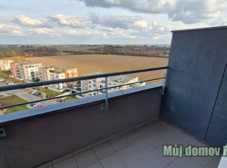 724648077_1754992245671931_3352104541248917508_n.jpg | Pronájem bytu, 1+kk, 38 m²