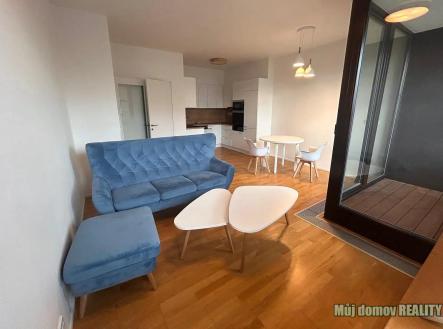 725394502_2021363301812022_1247094139204823003_n.jpg | Pronájem bytu, 2+kk, 53 m²