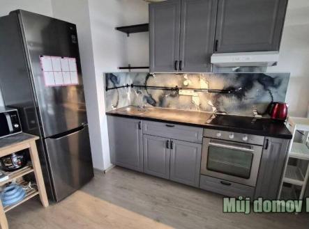 Pronájem bytu, 1+kk, 38 m²