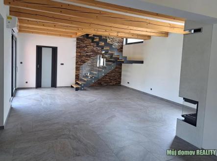 nab_492253305.jpg | Pronájem - dům/vila, 166 m²