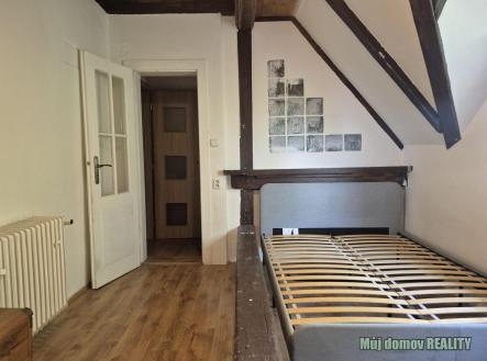 žřhžřb | Pronájem bytu, 2+kk, 45 m²