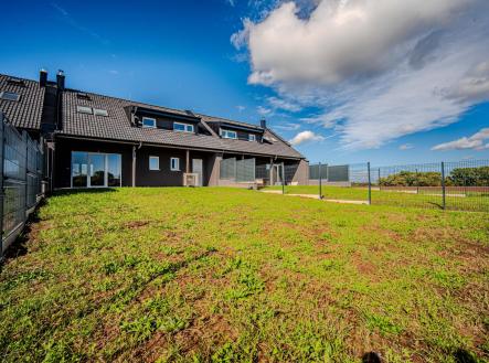 RD, 4kk, 145 m2, garáž, pozemek 385 m2, Bylany u Českého Brodu.jpg | Prodej - dům/vila, 145 m²
