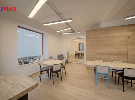 Pronájem - kanceláře, 70 m²