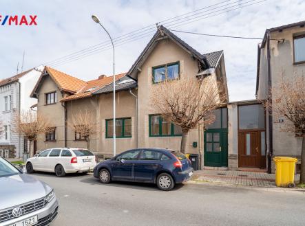 Pohled na dům v Písečné ulici | Prodej - dům/vila, 155 m²