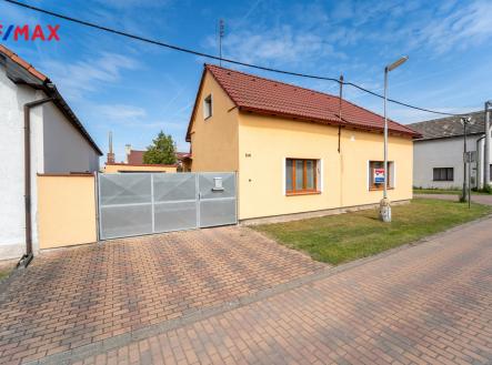 Pohled na dům | Prodej - dům/vila, 91 m²